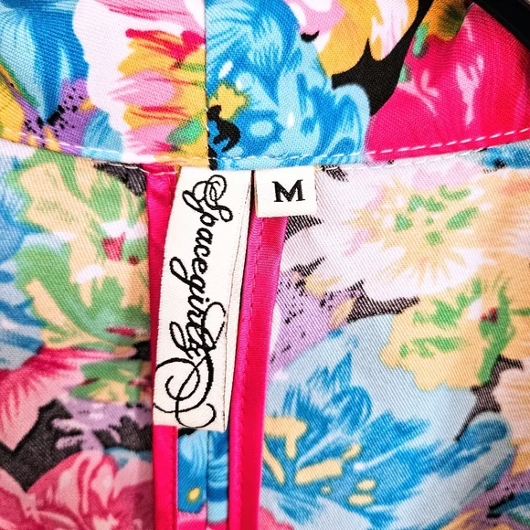 5/$30 NWT SpaceGirlz Bright Floral Stretchy Cropped Business Casual Blazer Sz M - Picture 3 of 9
